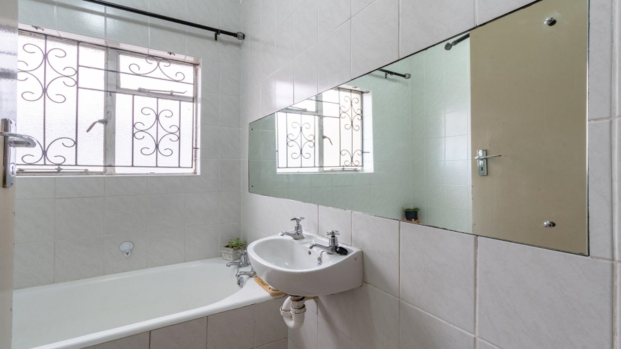 3 Bedroom Property for Sale in Belhar Western Cape